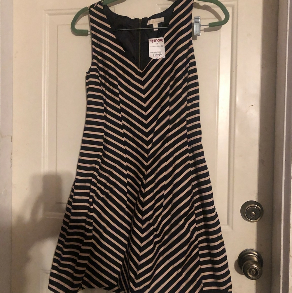 Women's dress